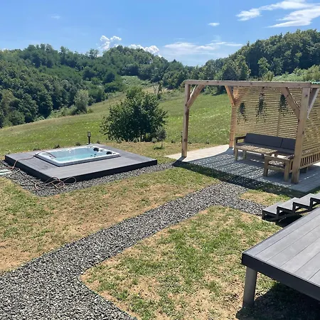 Alpehytte Harmony - Private Jacuzzi & Nature Banja Luka