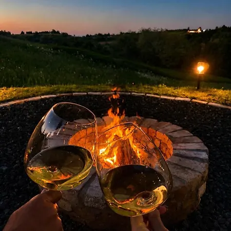 Harmony - Private Jacuzzi & Nature Alpehytte Banja Luka